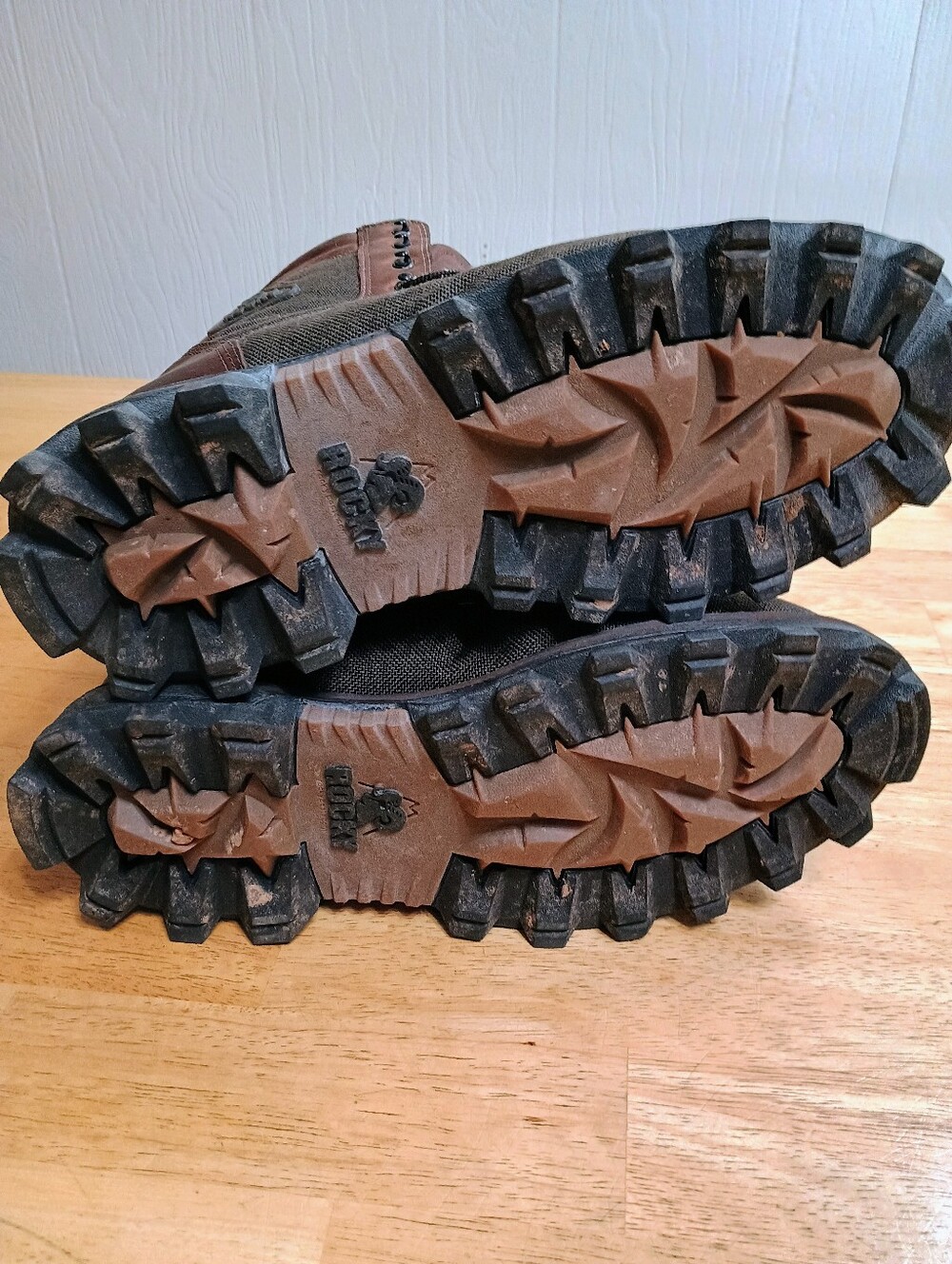 Men's Brown Rocky Bear Claw 1000 Gram Thinsulate Gore-Tex Rugged Boots 11W - Picture 4 of 5